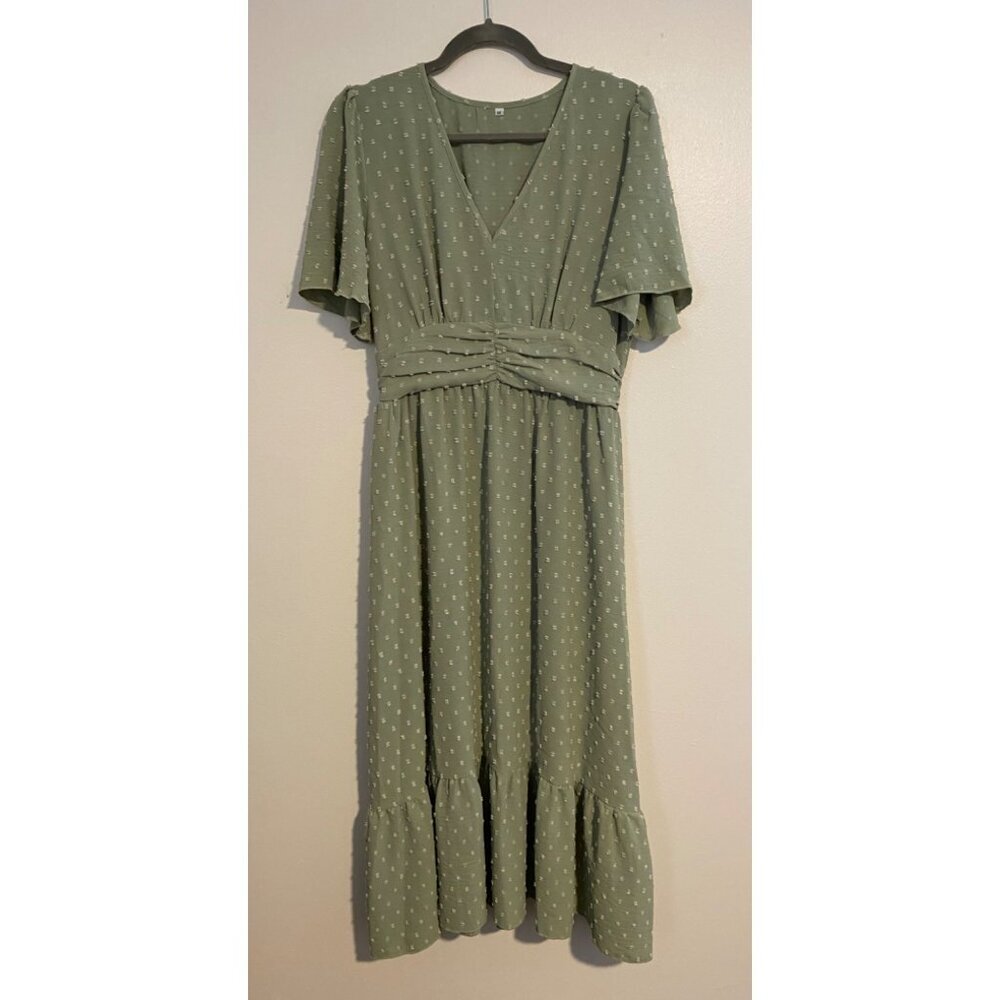 Unbranded Green Polka Dot Midi Dress V-Neck M Ruched Back Smocked Back Cottage